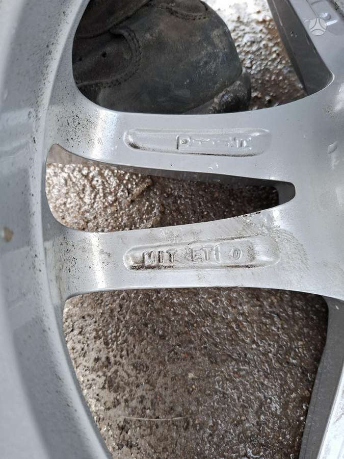 Dezent, light alloy, R17