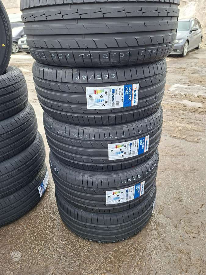 Sailun, summer 245/40 R20