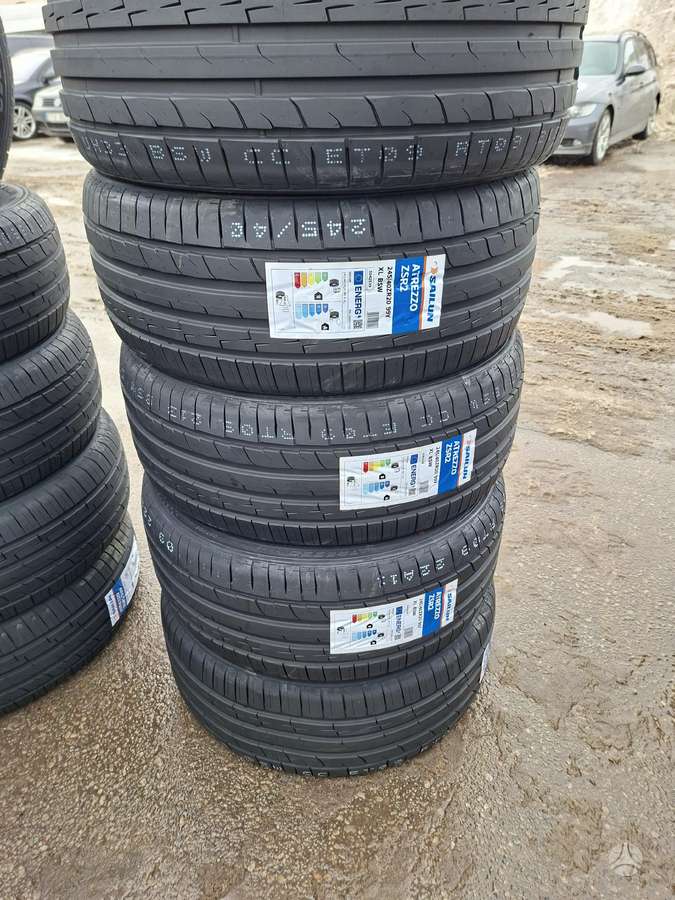 Sailun, summer 245/40 R20