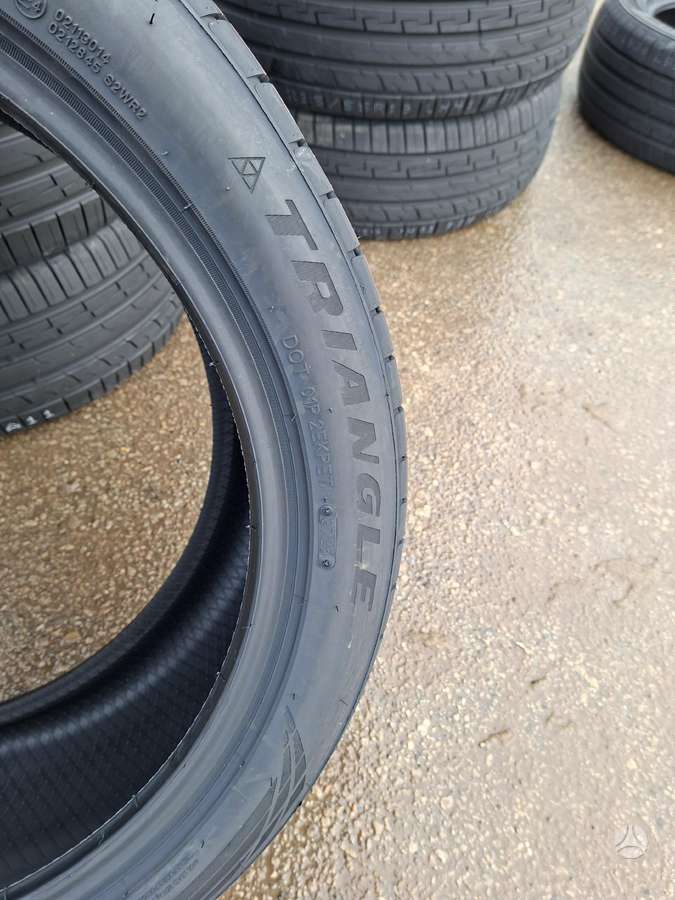 Triangle, vasarinės 275/40 R20