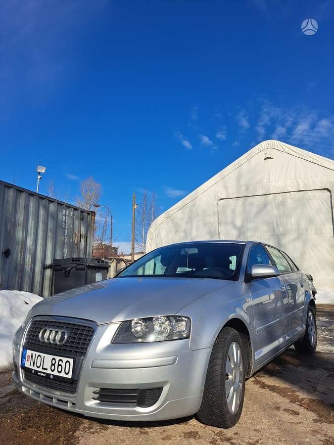 Audi A3, 1.6 l., hatchback