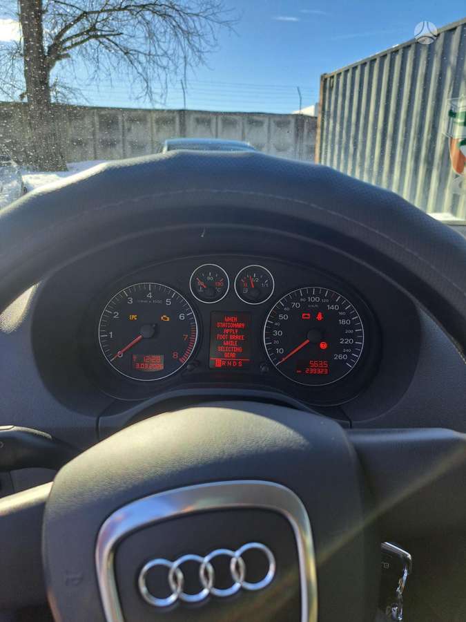 Audi A3, 1.6 l., hatchback