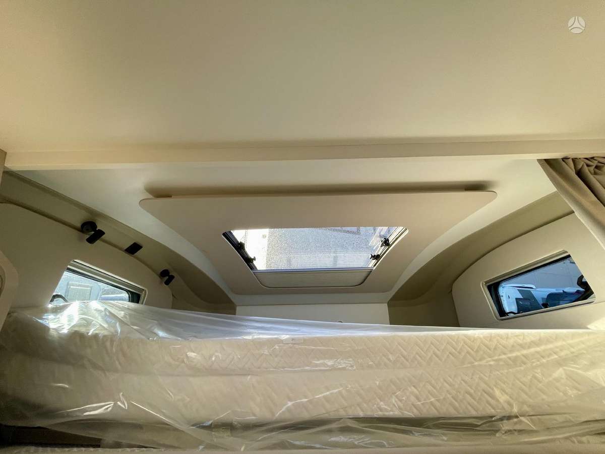 Adria CoralXL 660SL, campers