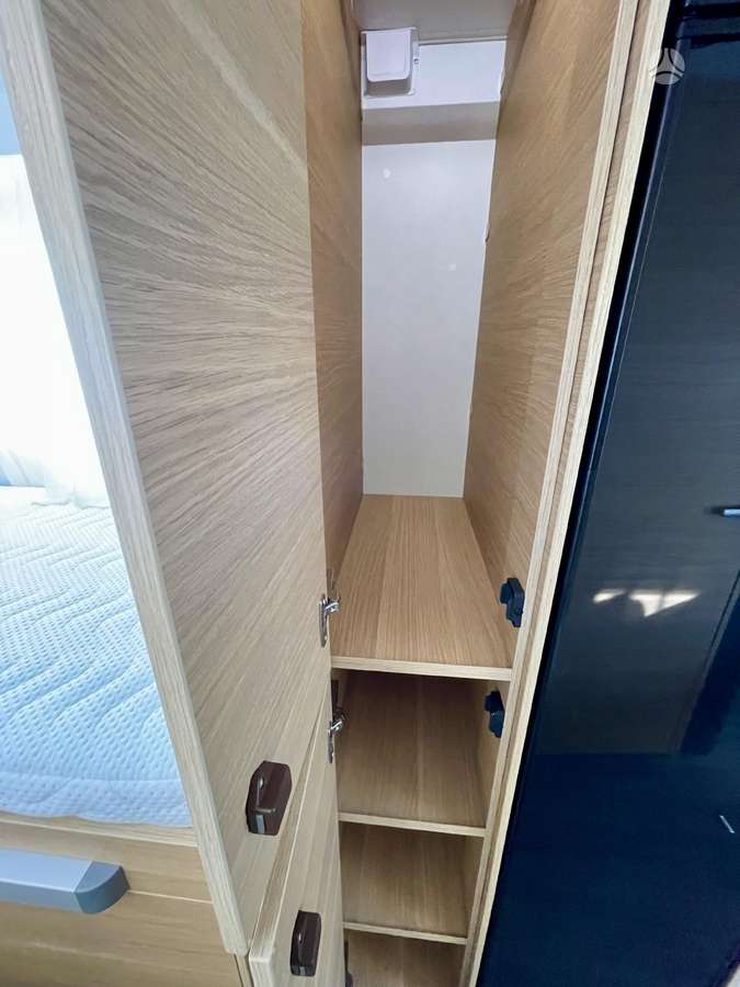 Adria CoralXL 660SL, campers