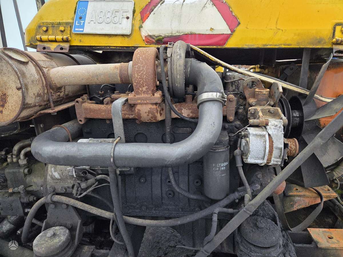 ETEC 815B, excavator