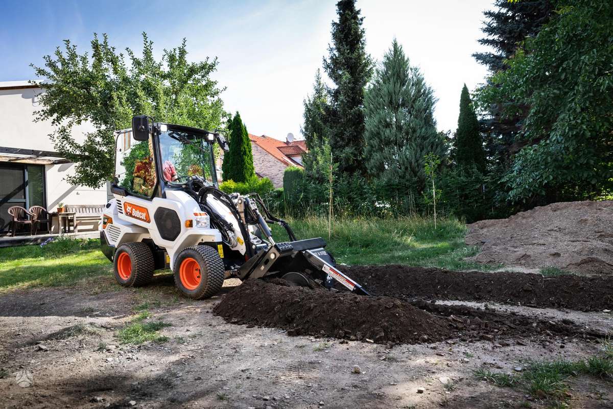 Bobcat L28, самоходные погрузчики