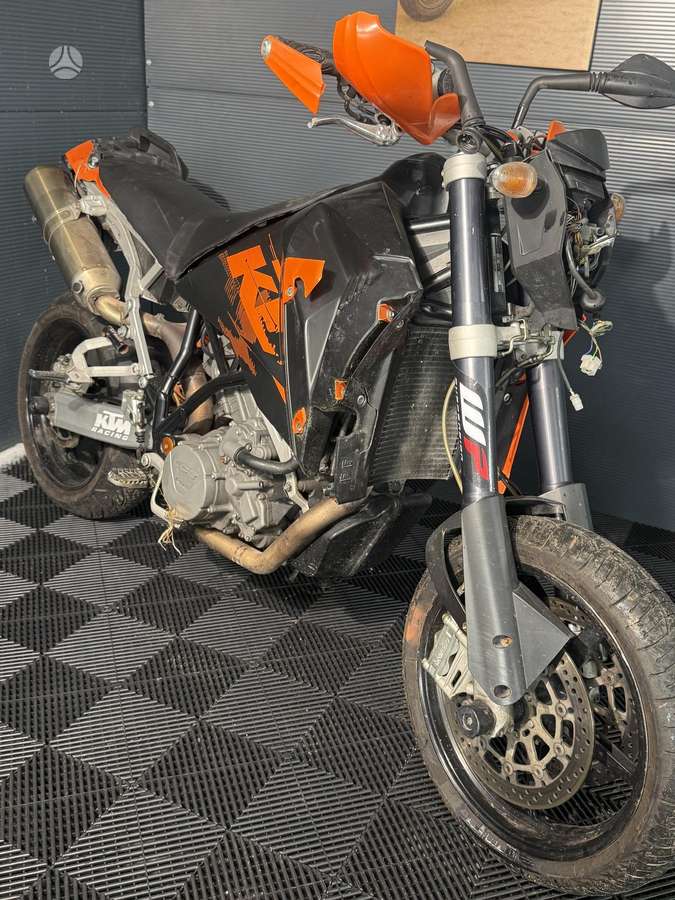KTM LC 950cc, supermoto
