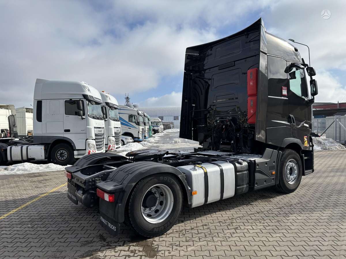 Renault T440 HIGH DTI13, double sleeper