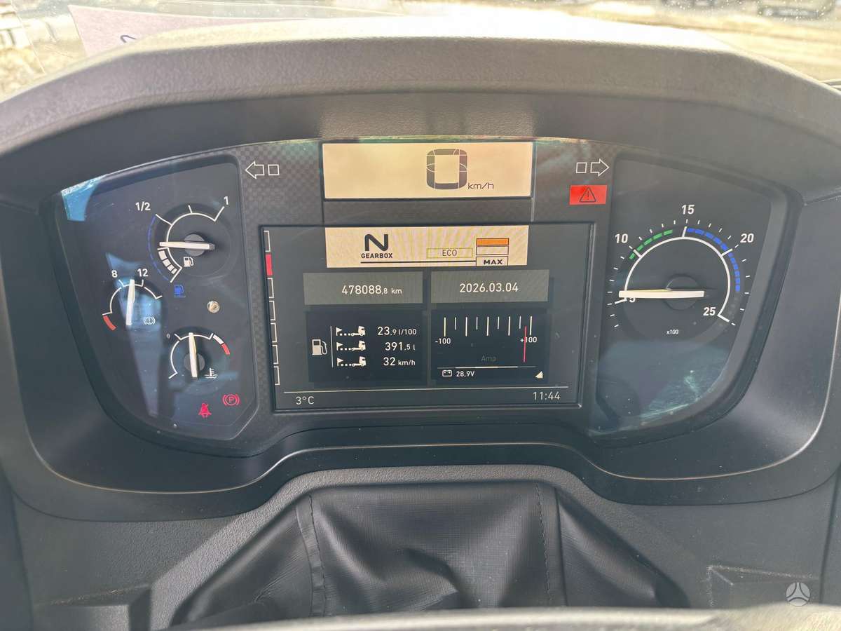 Renault T440 HIGH DTI13, double sleeper