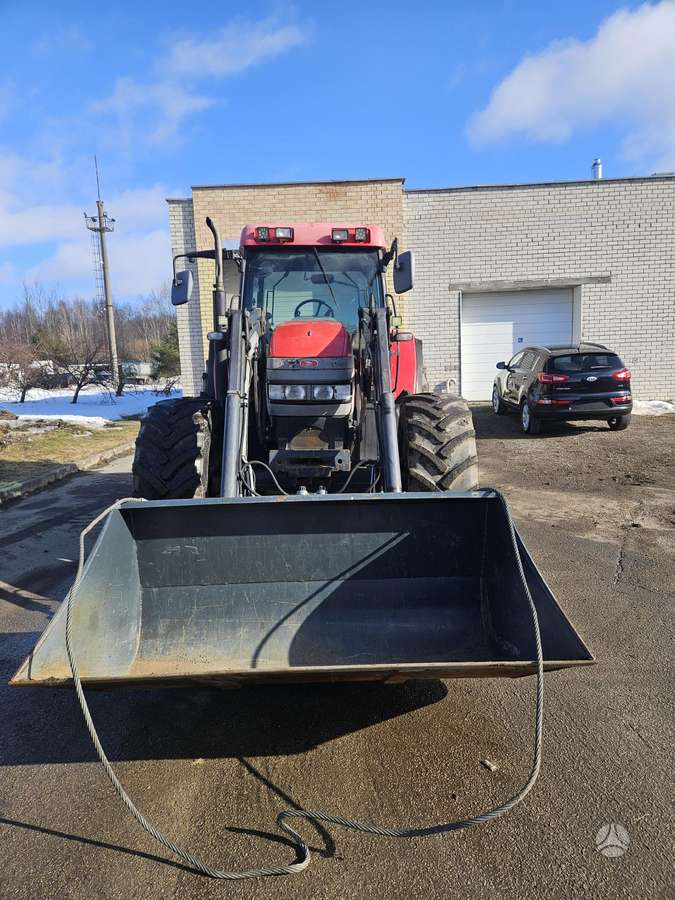 McCORMICK MC115, tractors
