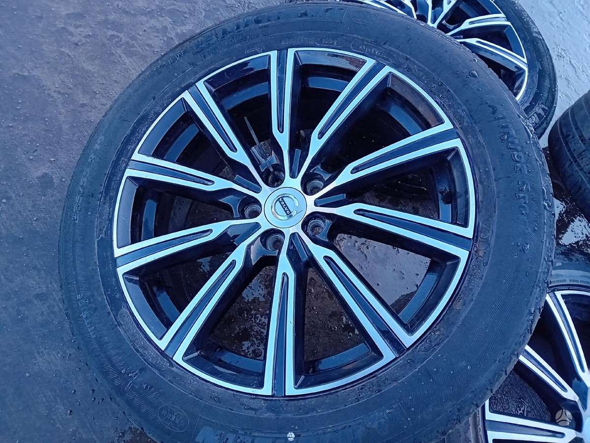 Volvo, lengvojo lydinio, R19