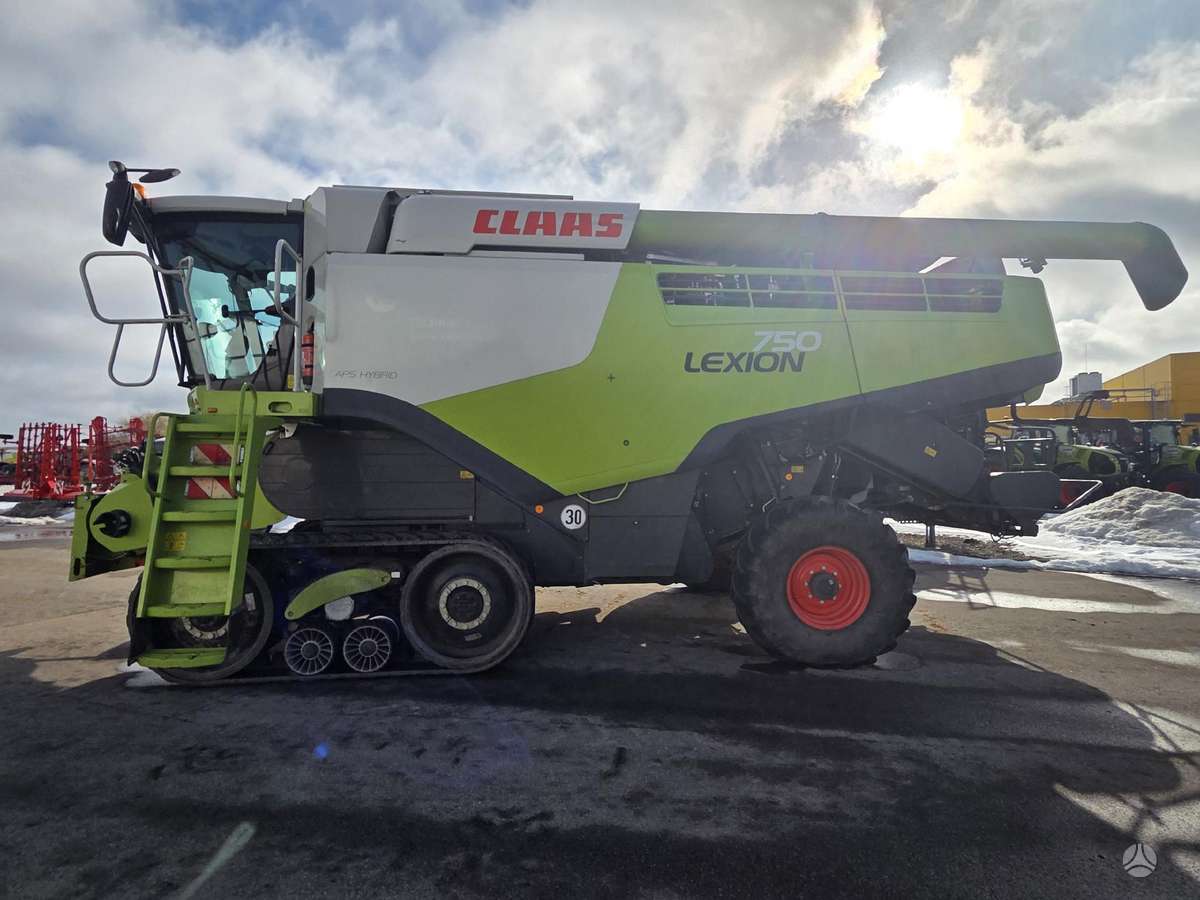 Claas Lexion 750 TT, kombainai