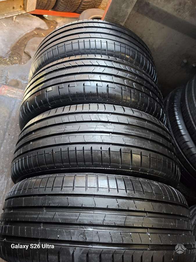 Pirelli P ZERO, summer 235/50 R19