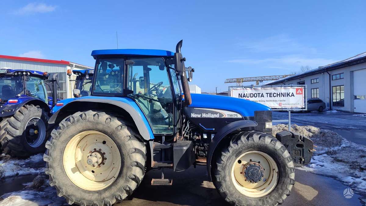 New Holland TM175, тракторы