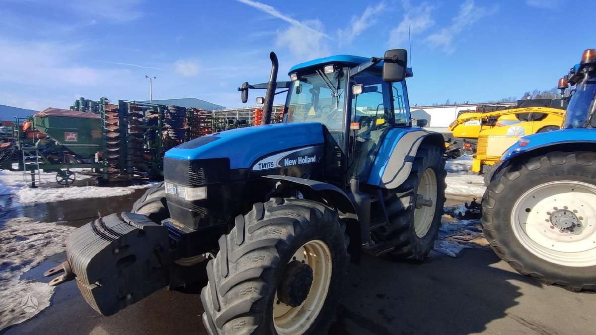 New Holland TM175, тракторы