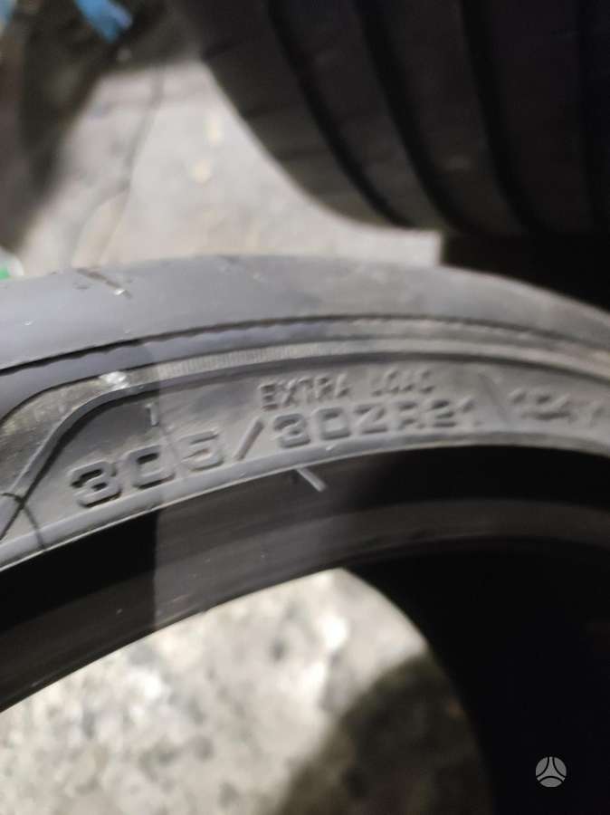 Goodyear, summer 305/30 R21