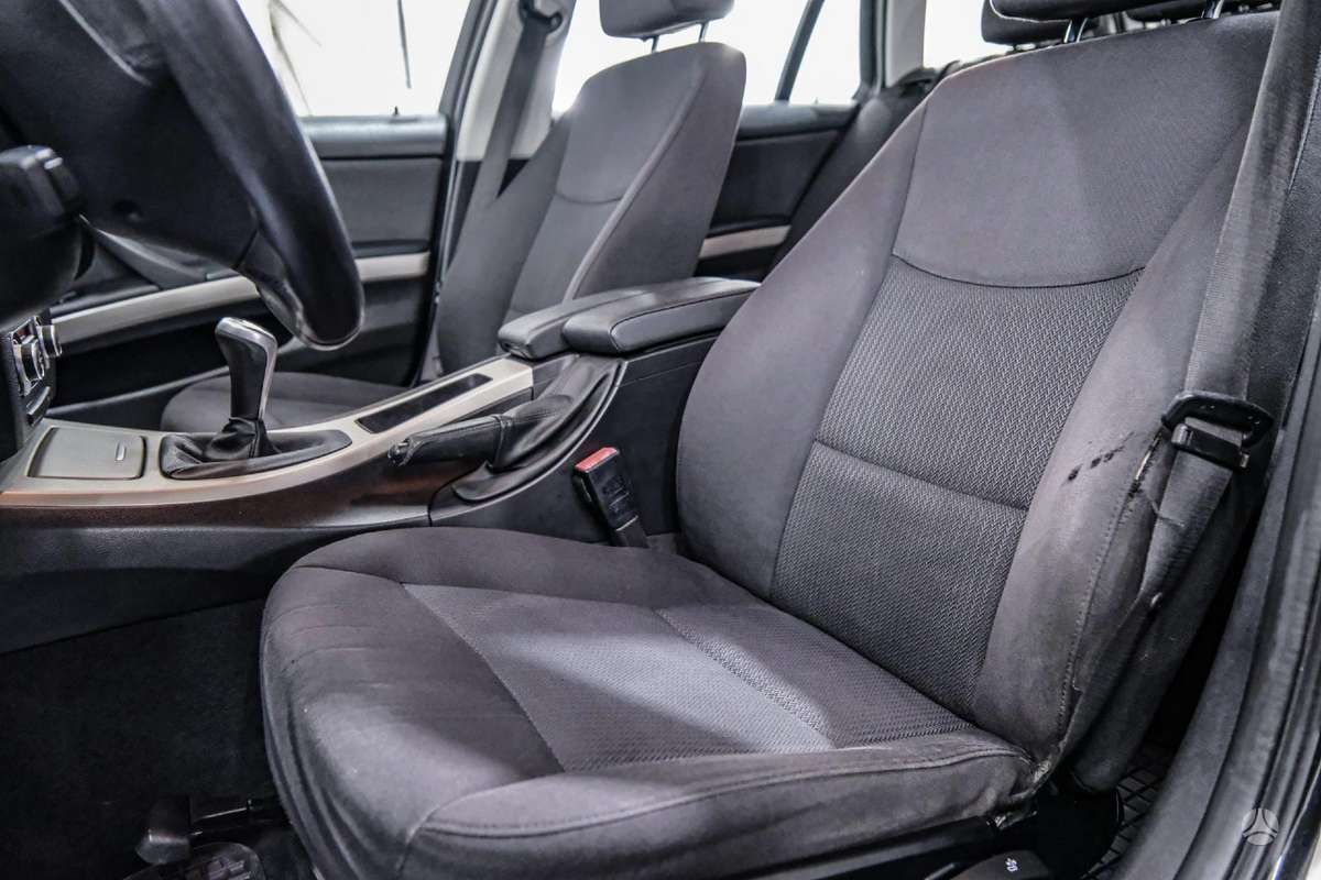 BMW 320, 2.0 l., wagon