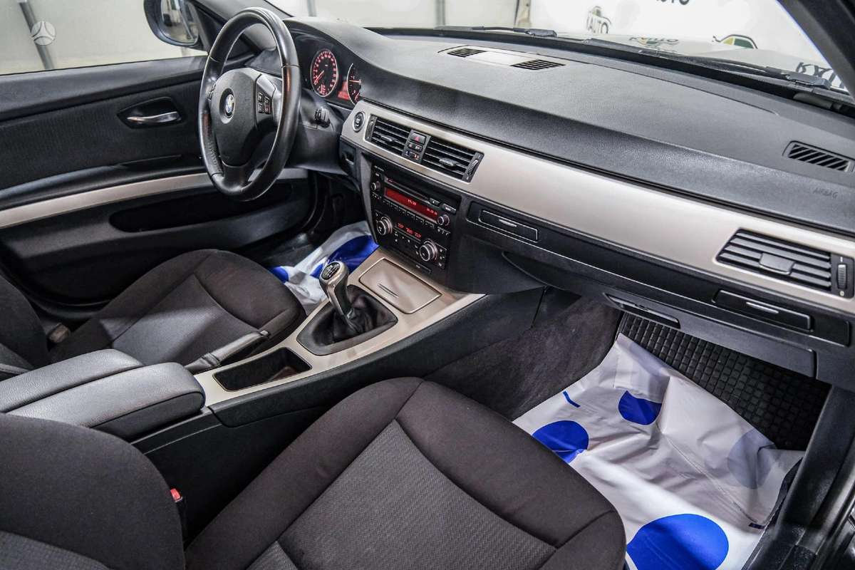 BMW 320, 2.0 l., Универсал