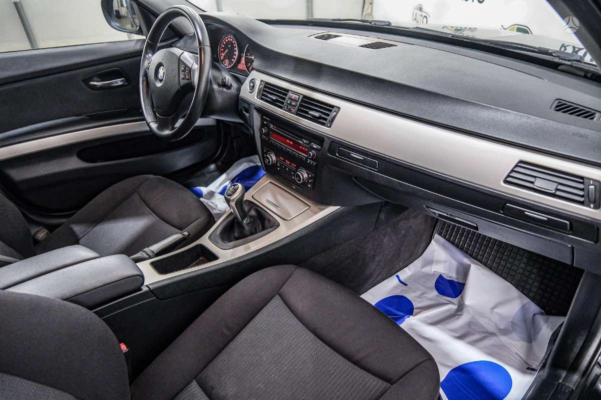 BMW 320, 2.0 l., wagon