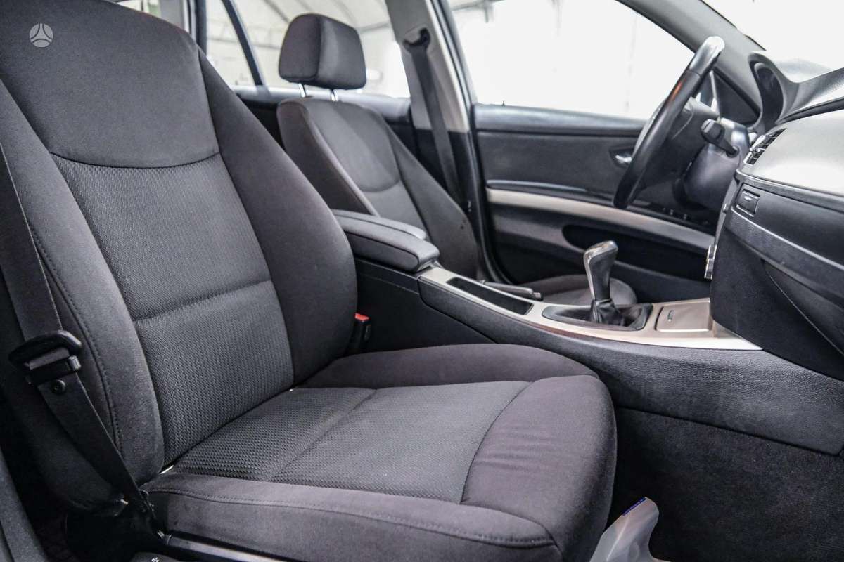 BMW 320, 2.0 l., wagon