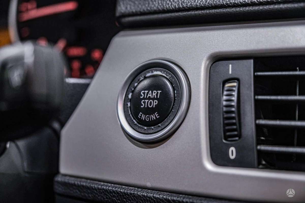 BMW 320, 2.0 l., wagon
