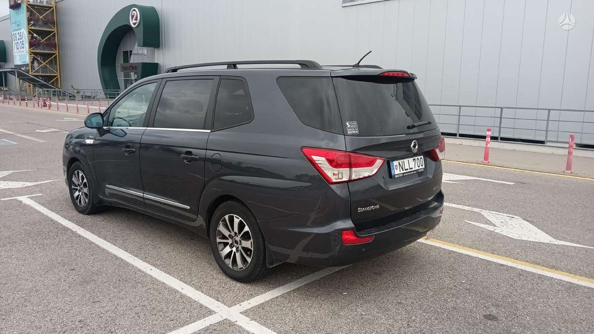 SsangYong Rodius, 2.2 l., mpv / minivan