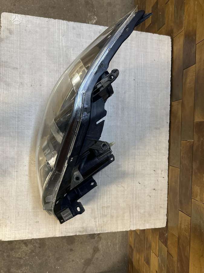 Toyota Auris, 81110-02a70, lights