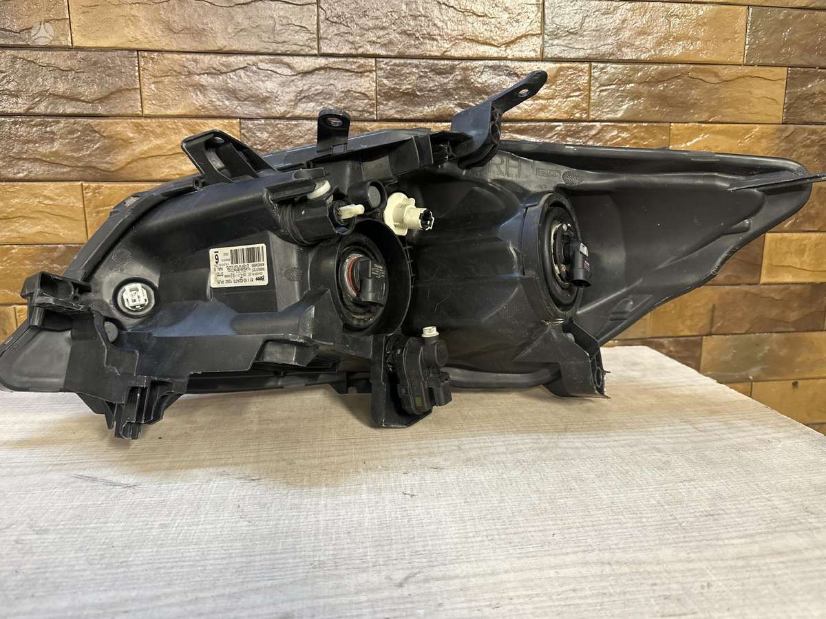 Toyota Auris, 81110-02a70, lights