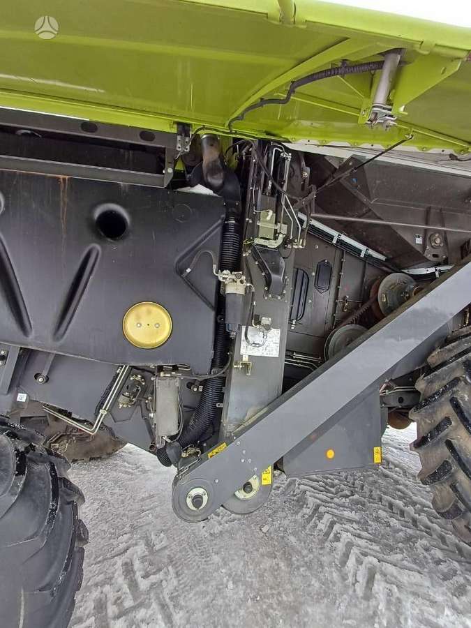 Claas Tucano 580, kombainai