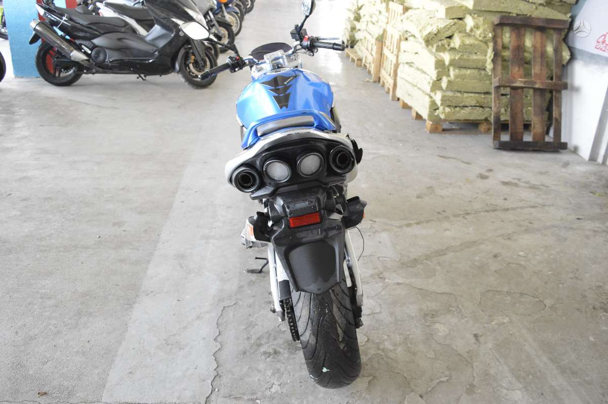 Suzuki GSR, street / classic