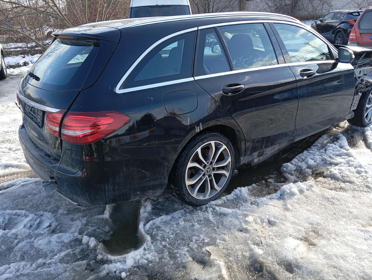 Mercedes-Benz C klasė kėbulo dalys