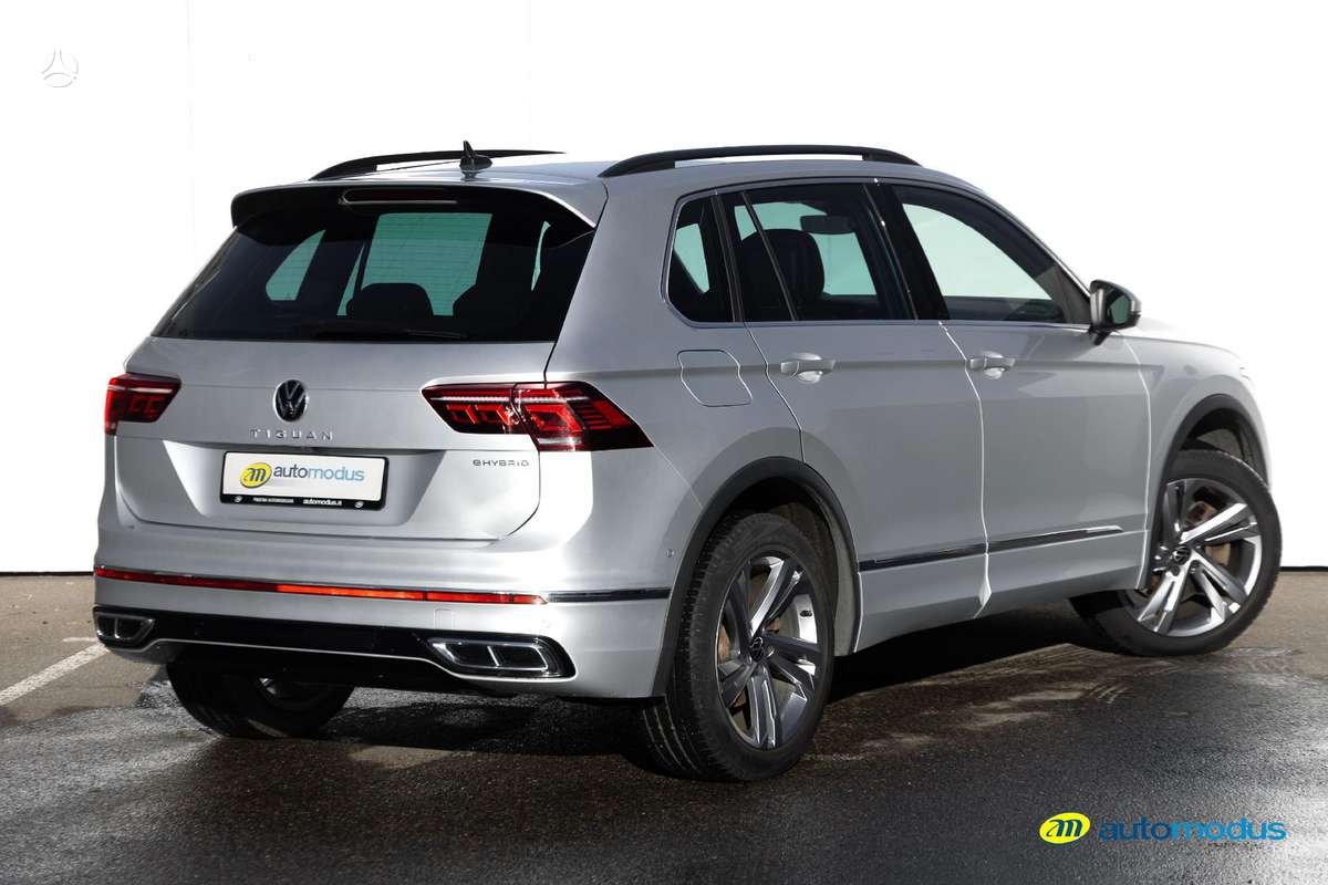 Volkswagen Tiguan - 2