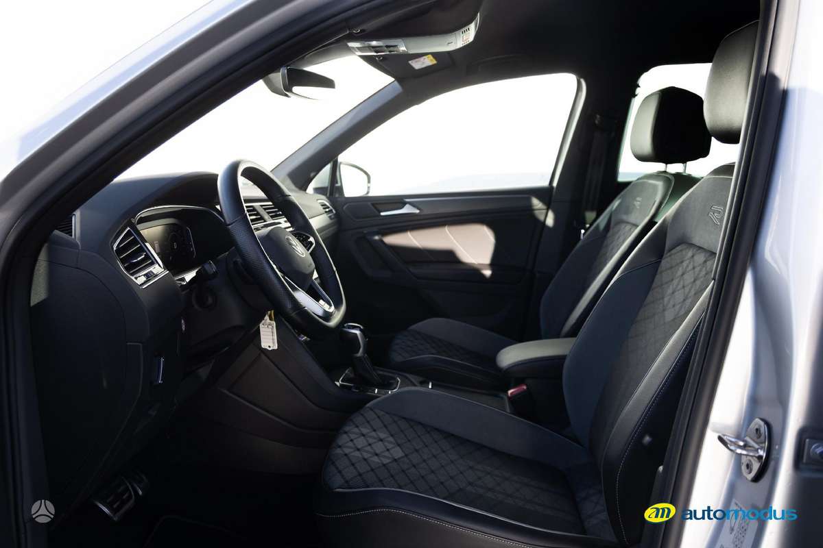 Volkswagen Tiguan - 3