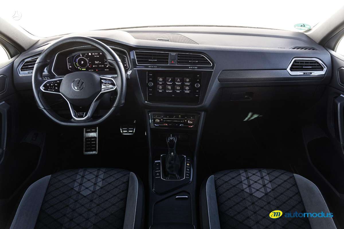 Volkswagen Tiguan - 5