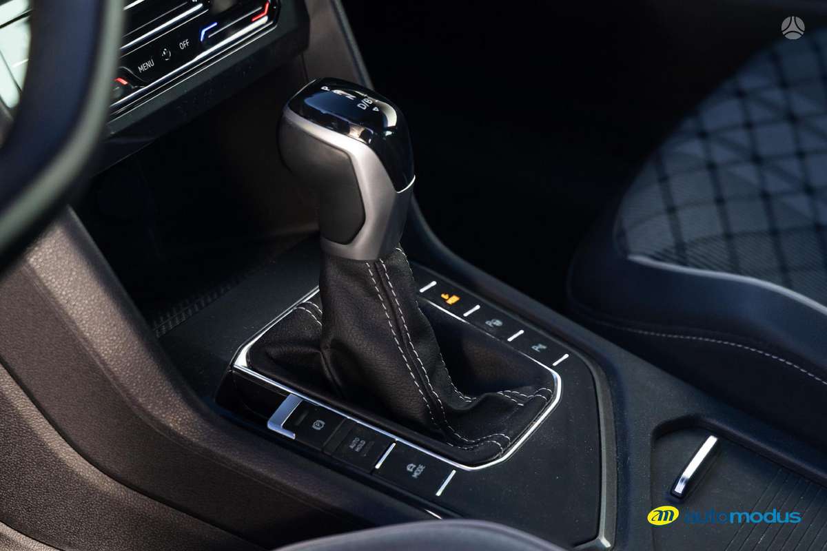 Volkswagen Tiguan - 7