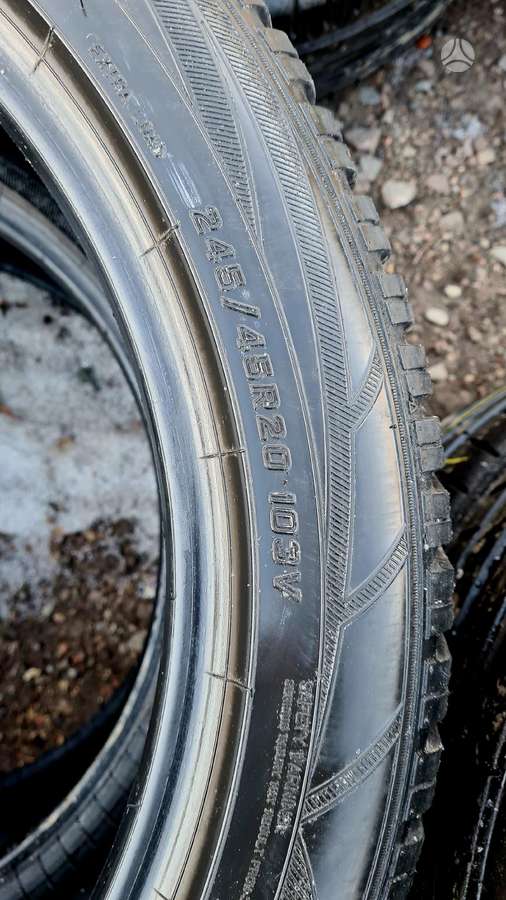Falken, winter 245/45 R20