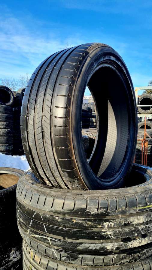 Bridgestone, vasarinės 245/45 R20