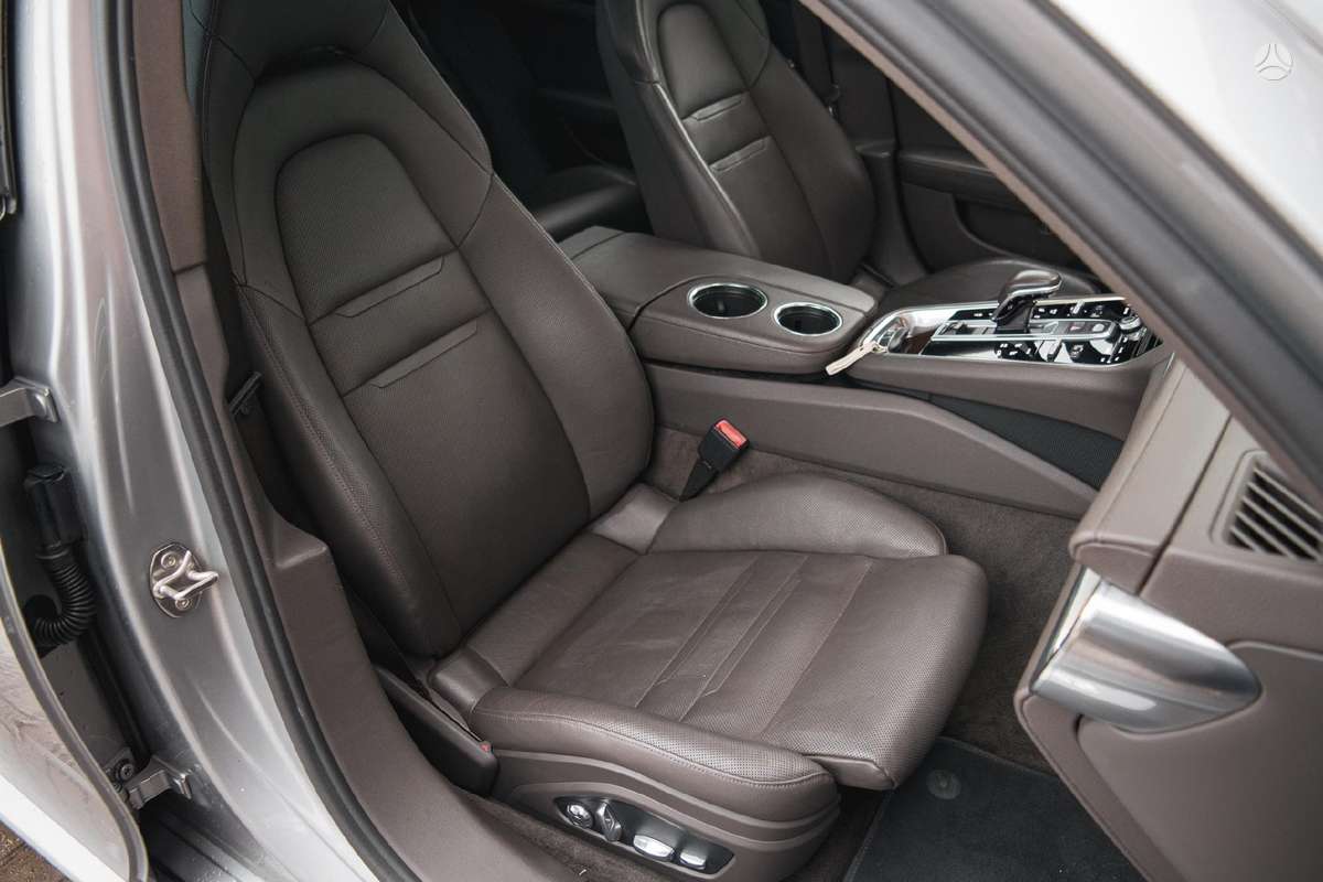 Porsche Panamera, 2.9 l., Хэтчбек