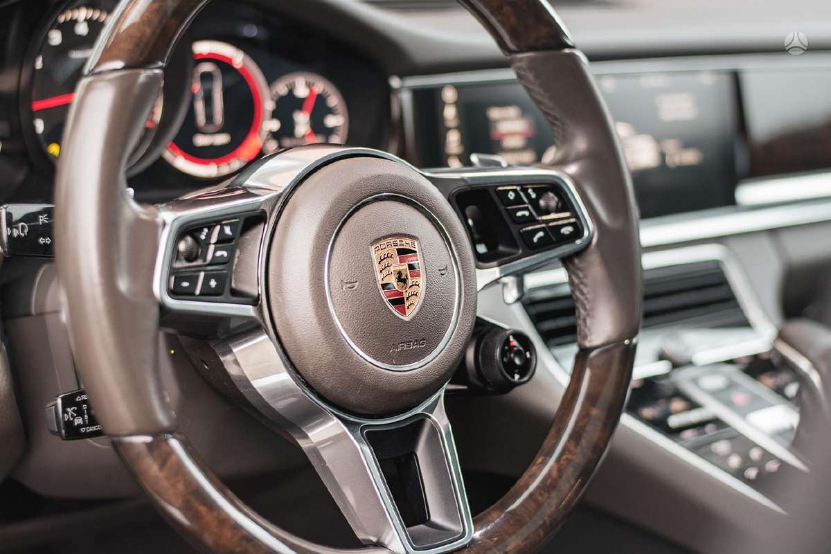Porsche Panamera, 2.9 l., Хэтчбек