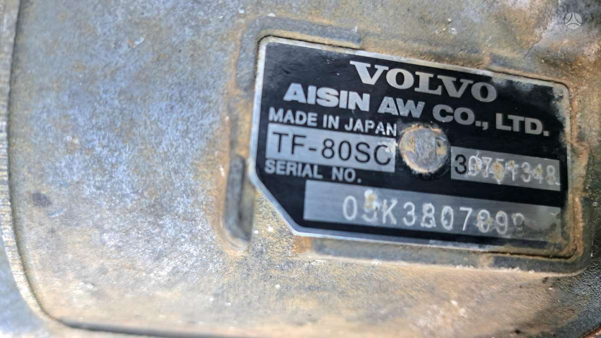 Volvo V70, D5244T. TF-80SC, engine parts