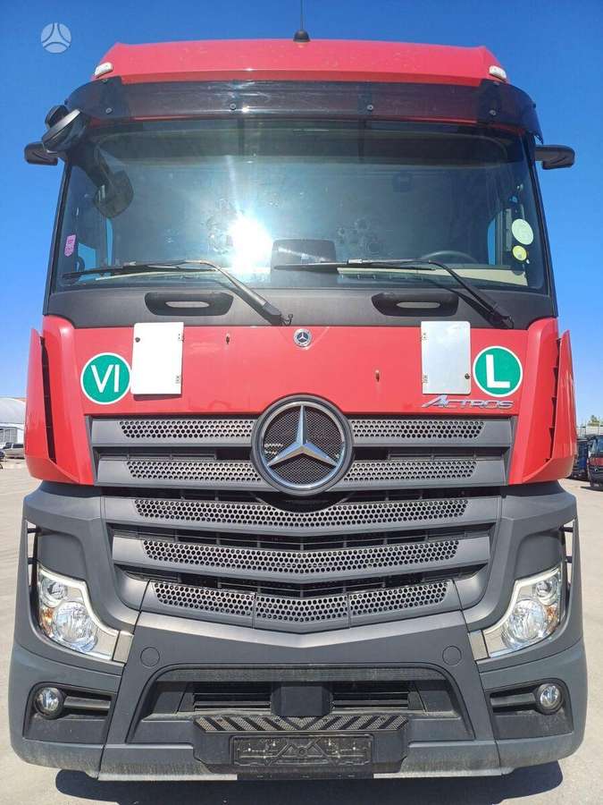 Mercedes-Benz Actros 1845, other