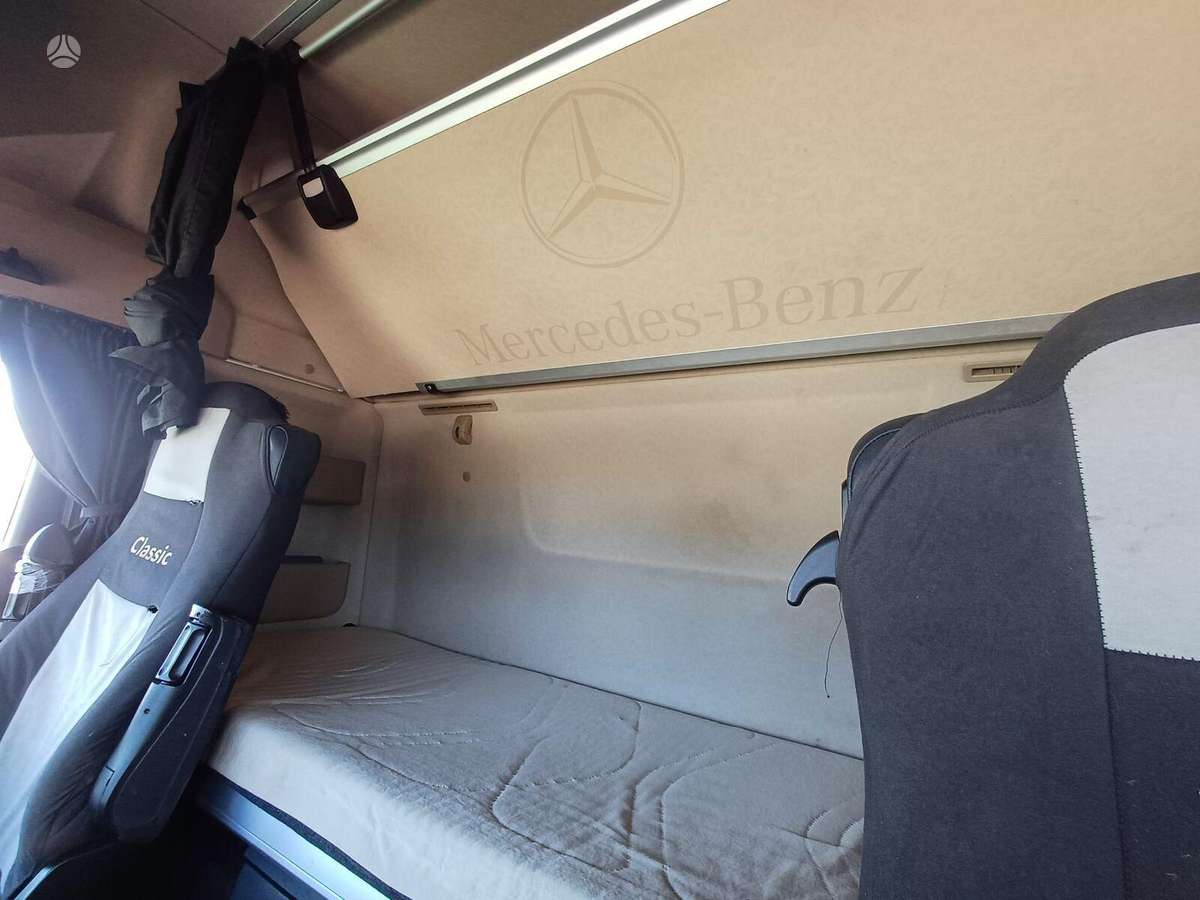 Mercedes-Benz Actros 1845, other