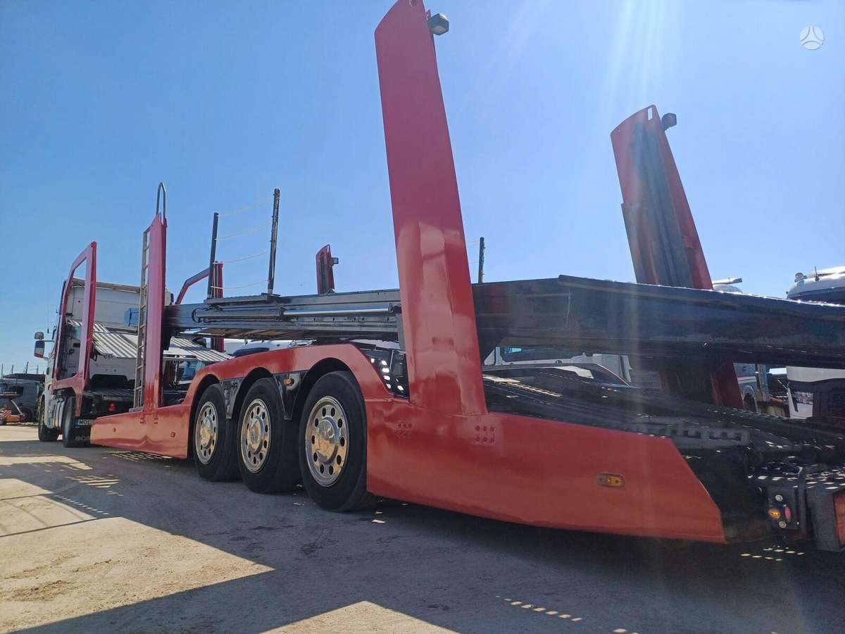 Lohr 300, auto transporter