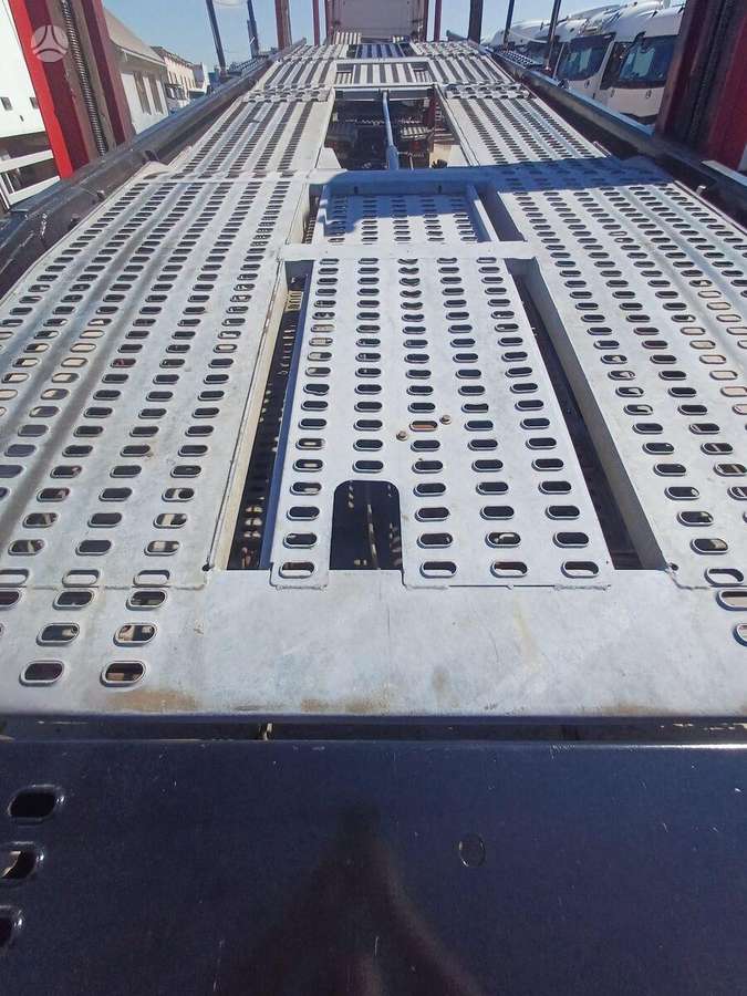 Lohr 300, auto transporter