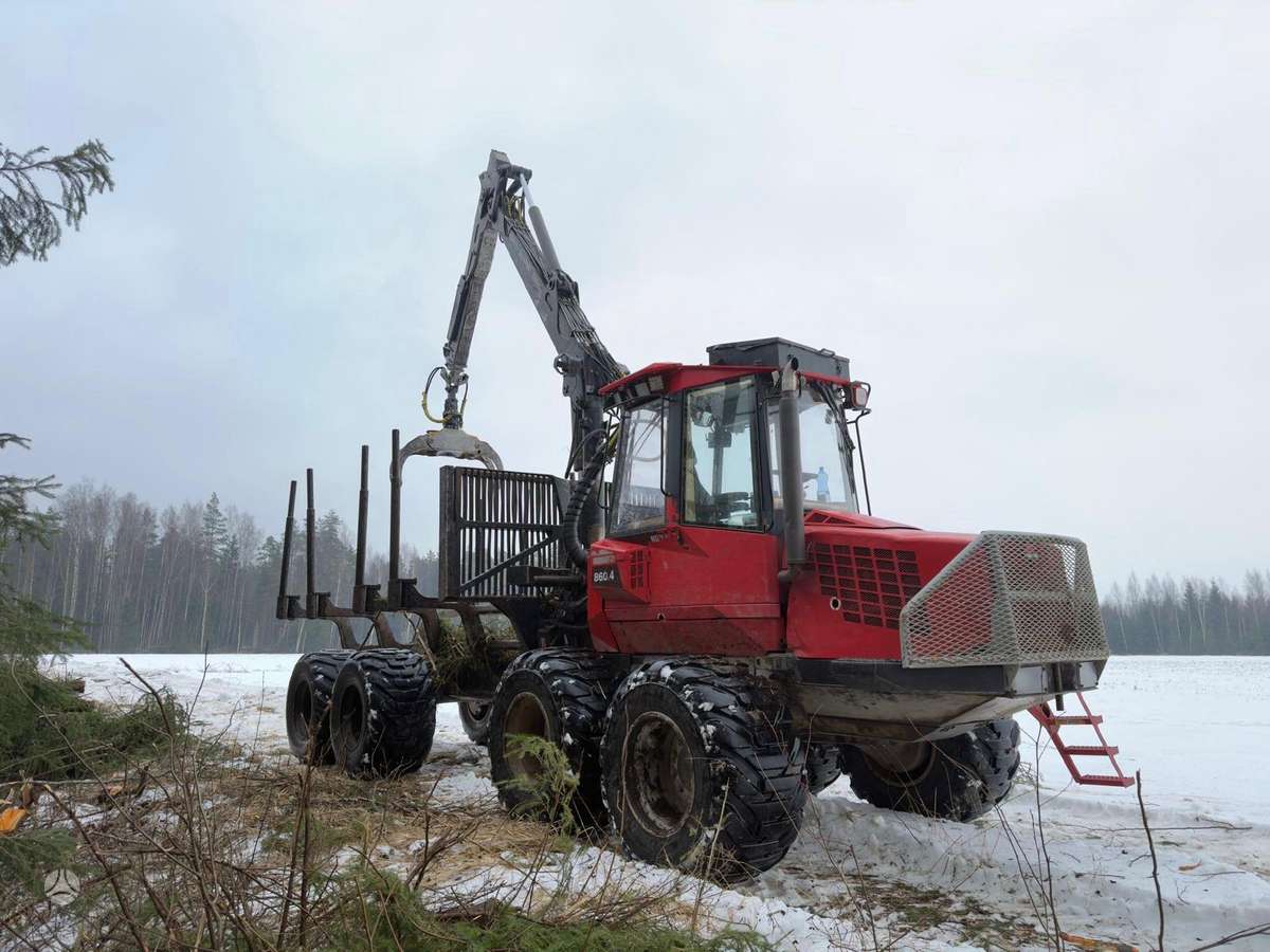 Komatsu 860.4, forwarders