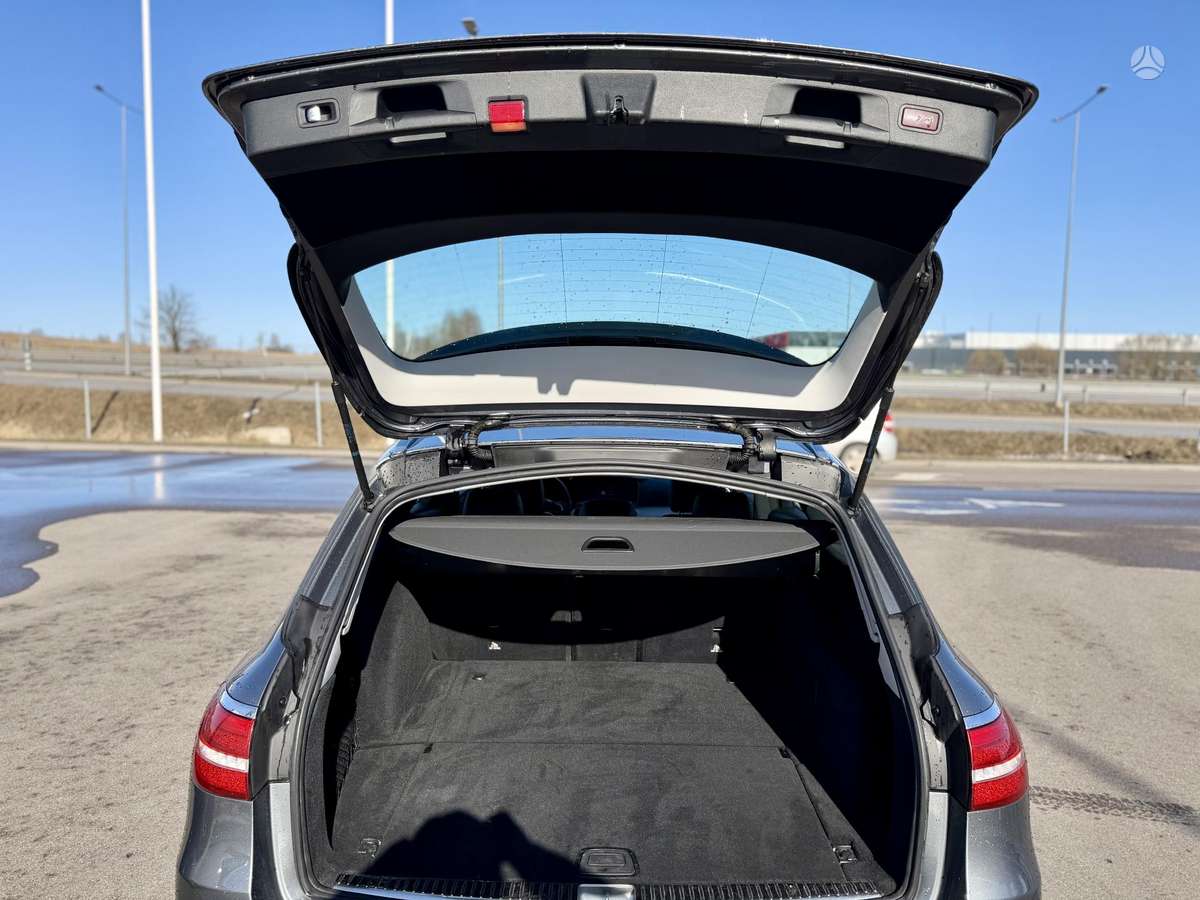 Mercedes-Benz E220, 2.0 l., Универсал