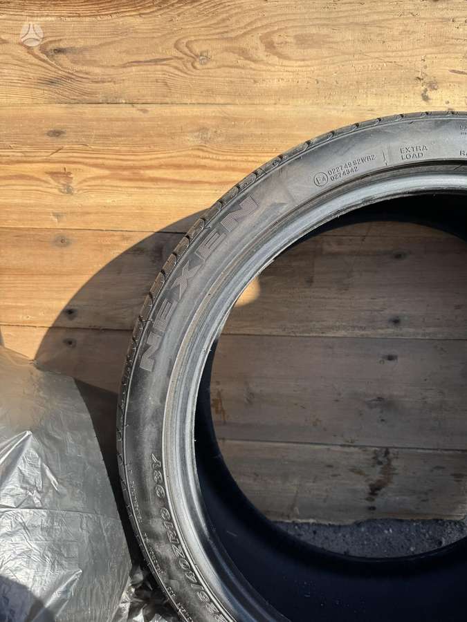 Nexen, летние 225/40 R19