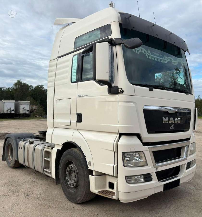 MAN TGX 18.440 manual, double sleeper