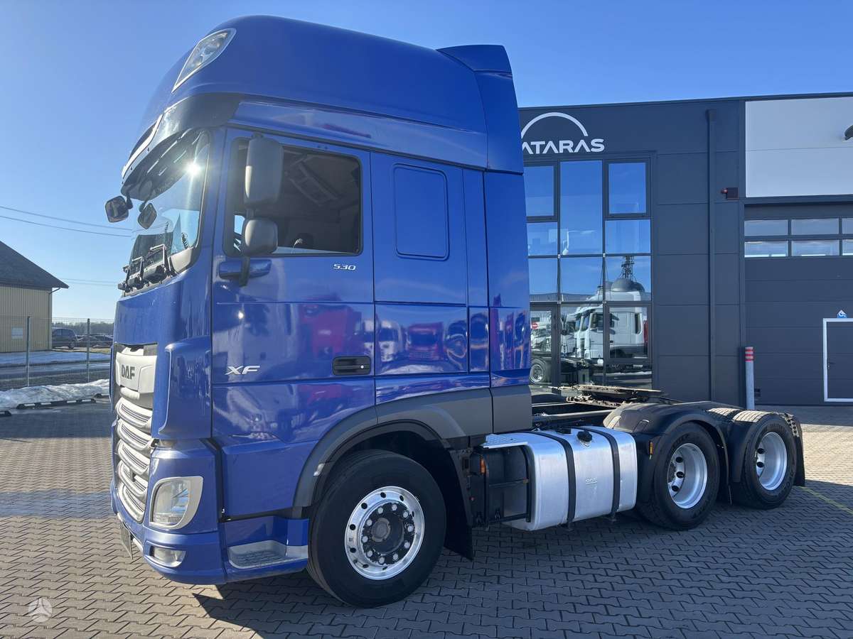 DAF XF106.530  FTT, double sleeper