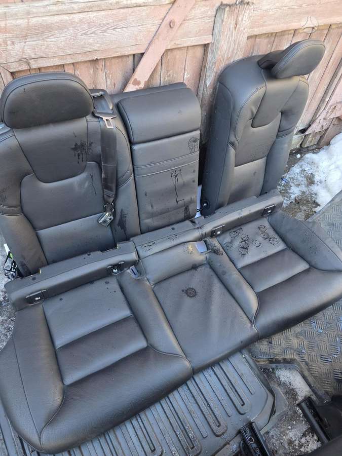 Volvo XC60 Salonas